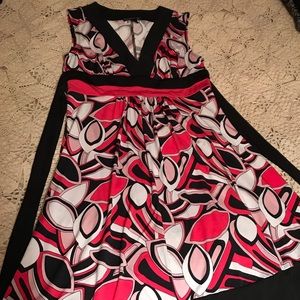Juniors sleeveless dress
